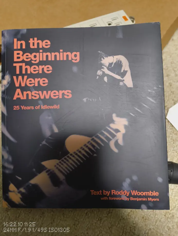 ロディが書いたアイドルワイルドについての書籍の表紙